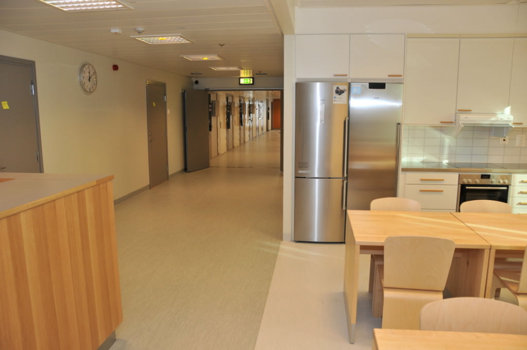 Ett kök på häktet i Sollentuna