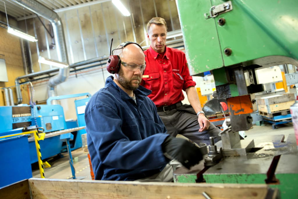 Intagna har sysselsättning 6 timmar per dag